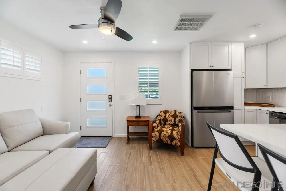 2057 Felspar St San Diego, CA 92109