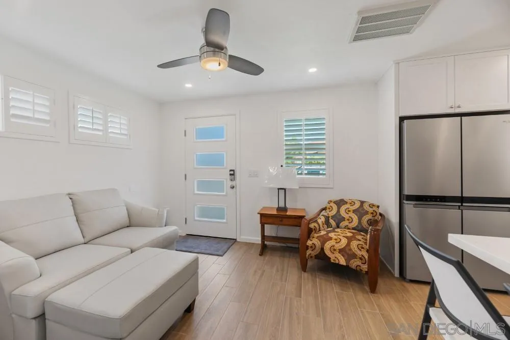2057 Felspar St San Diego, CA 92109