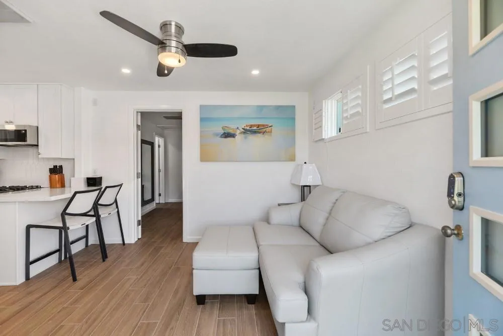 2057 Felspar St San Diego, CA 92109