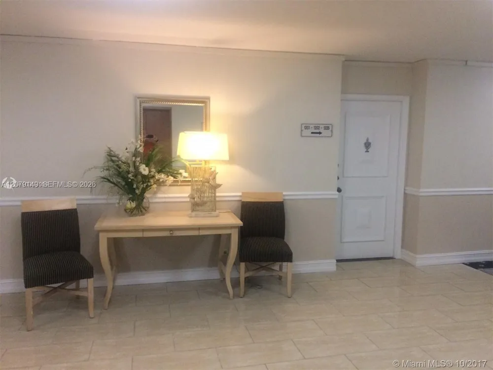 5005 Collins Ave #1202 Miami Beach, FL 33140