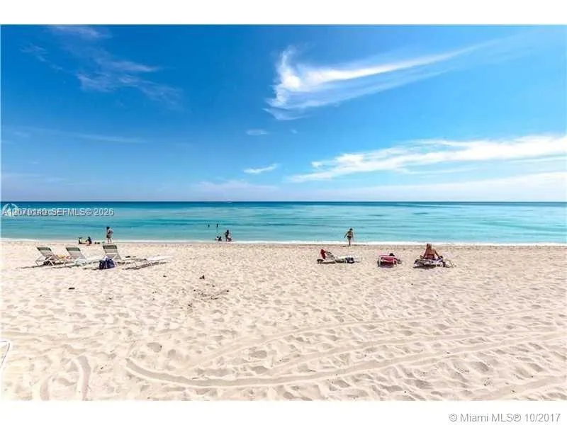 5005 Collins Ave #1202 Miami Beach, FL 33140