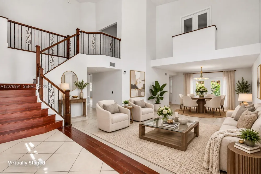 950 NW 197th Ter Pembroke Pines, FL 33029