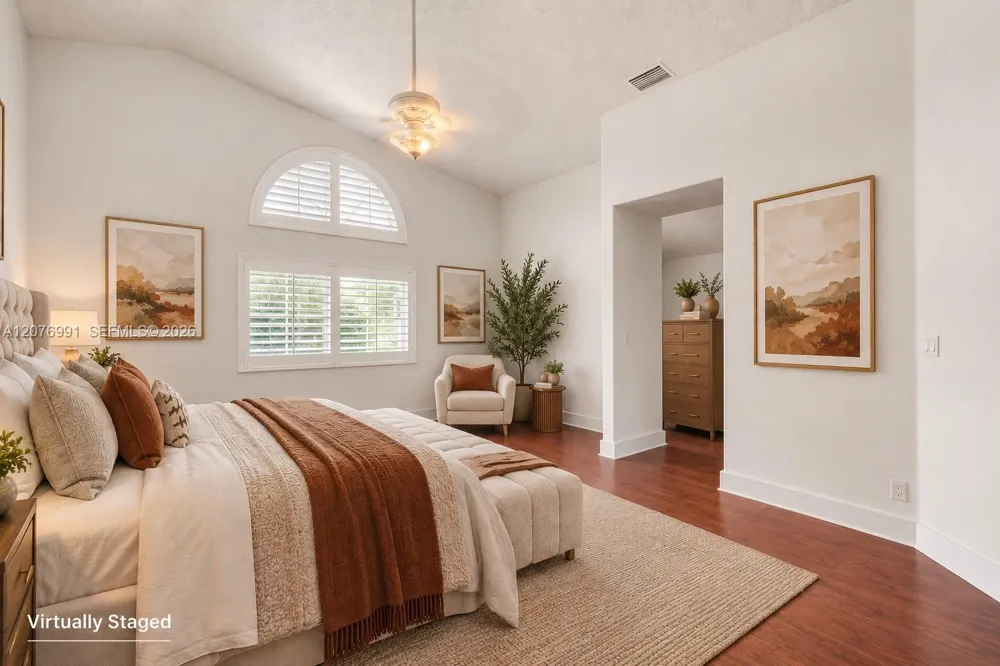 950 NW 197th Ter Pembroke Pines, FL 33029
