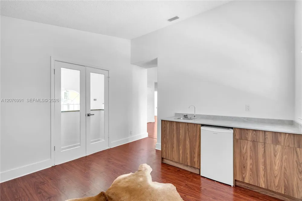 950 NW 197th Ter Pembroke Pines, FL 33029