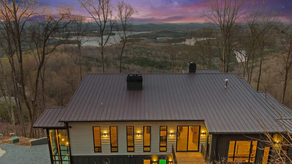 970 Lakeview Dr Blue Ridge, GA 30513