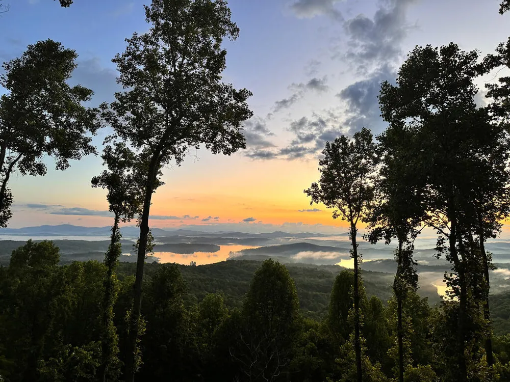 970 Lakeview Dr Blue Ridge, GA 30513