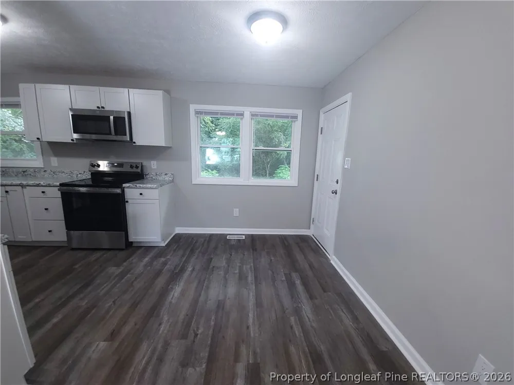 2406 W Brinkley Drive Spring Lake, NC 28390