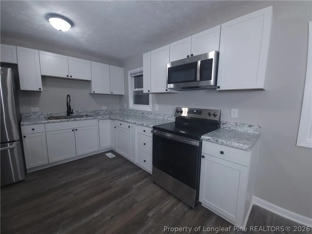 2406 W Brinkley Drive Spring Lake, NC 28390