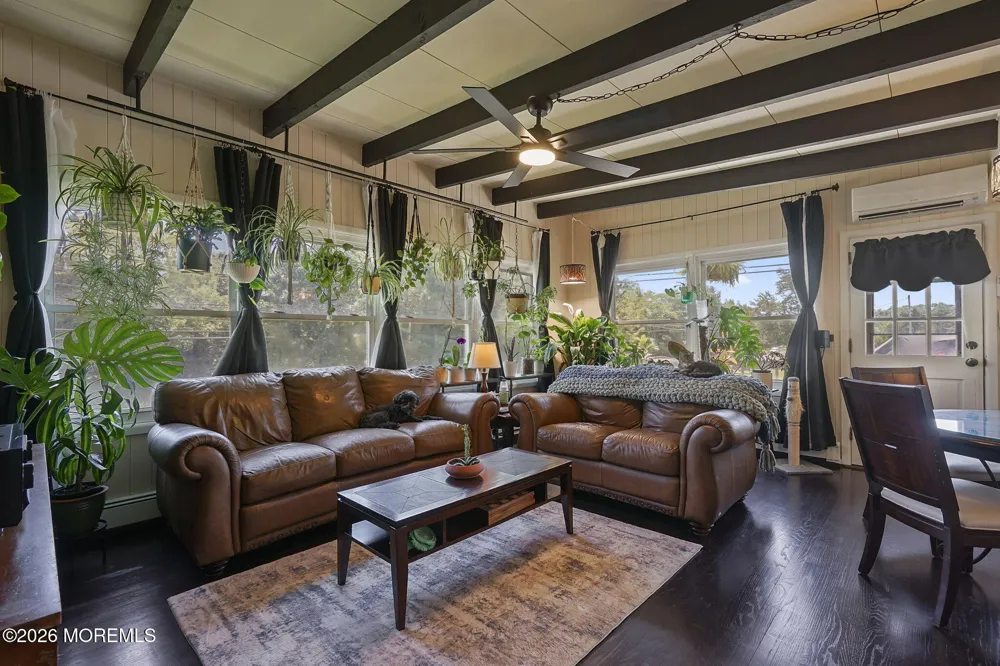 104 Price Drive Little Egg Harbor, NJ 08087