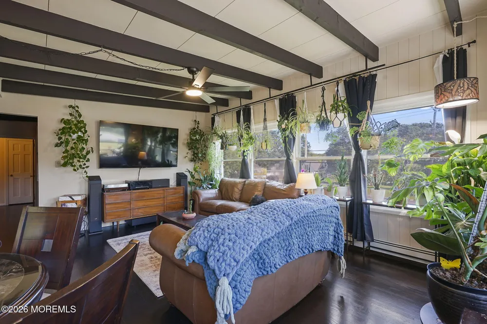 104 Price Drive Little Egg Harbor, NJ 08087