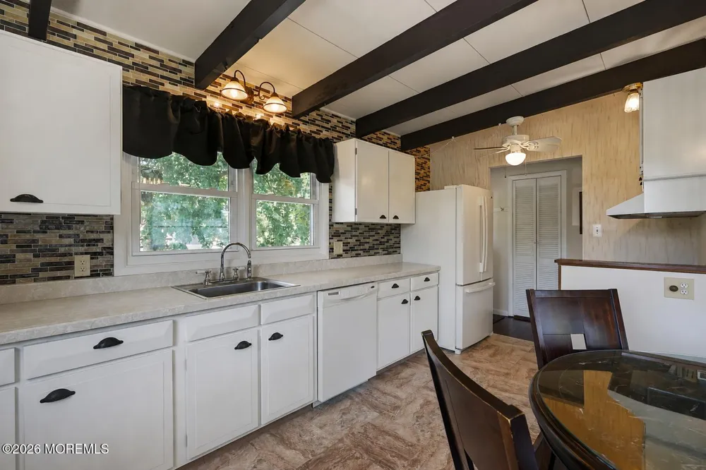 104 Price Drive Little Egg Harbor, NJ 08087