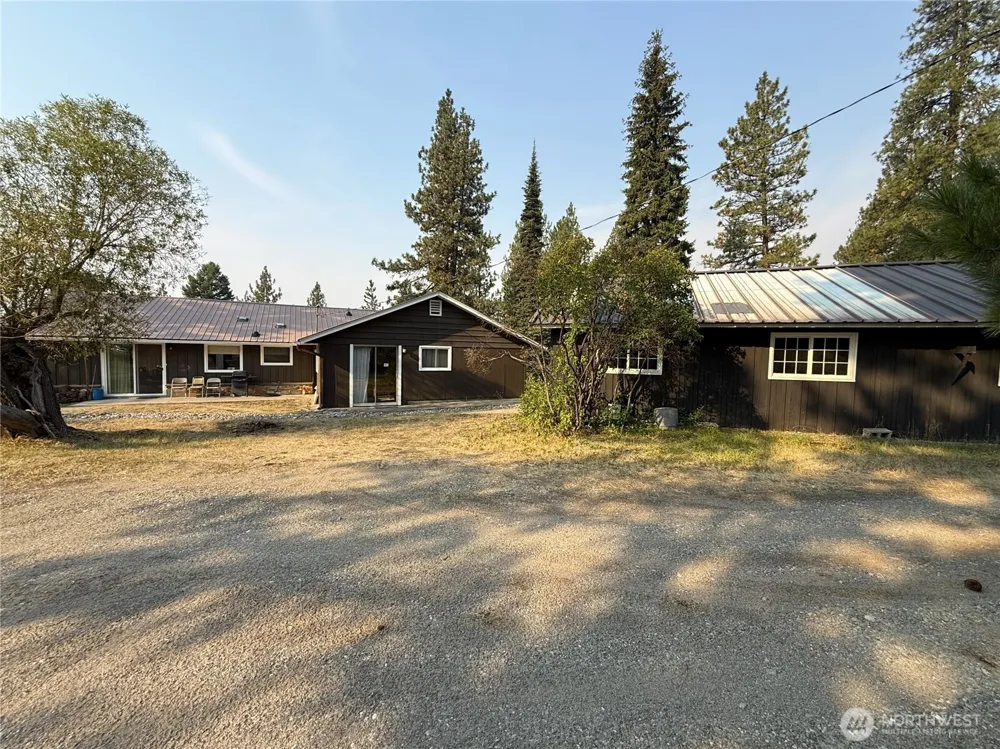 245 Klondike Road Republic, WA 99166