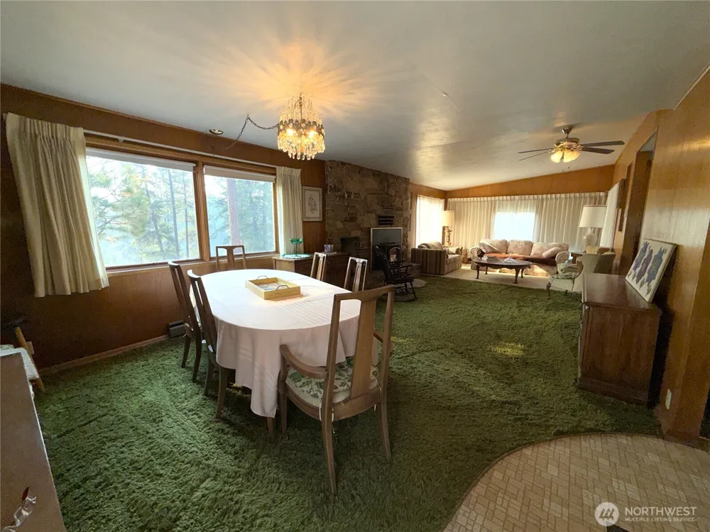 245 Klondike Road Republic, WA 99166