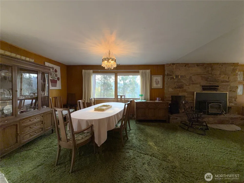 245 Klondike Road Republic, WA 99166