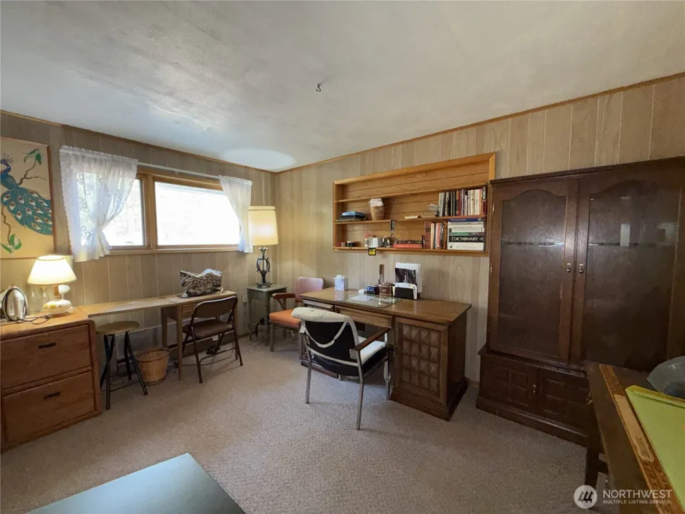 245 Klondike Road Republic, WA 99166