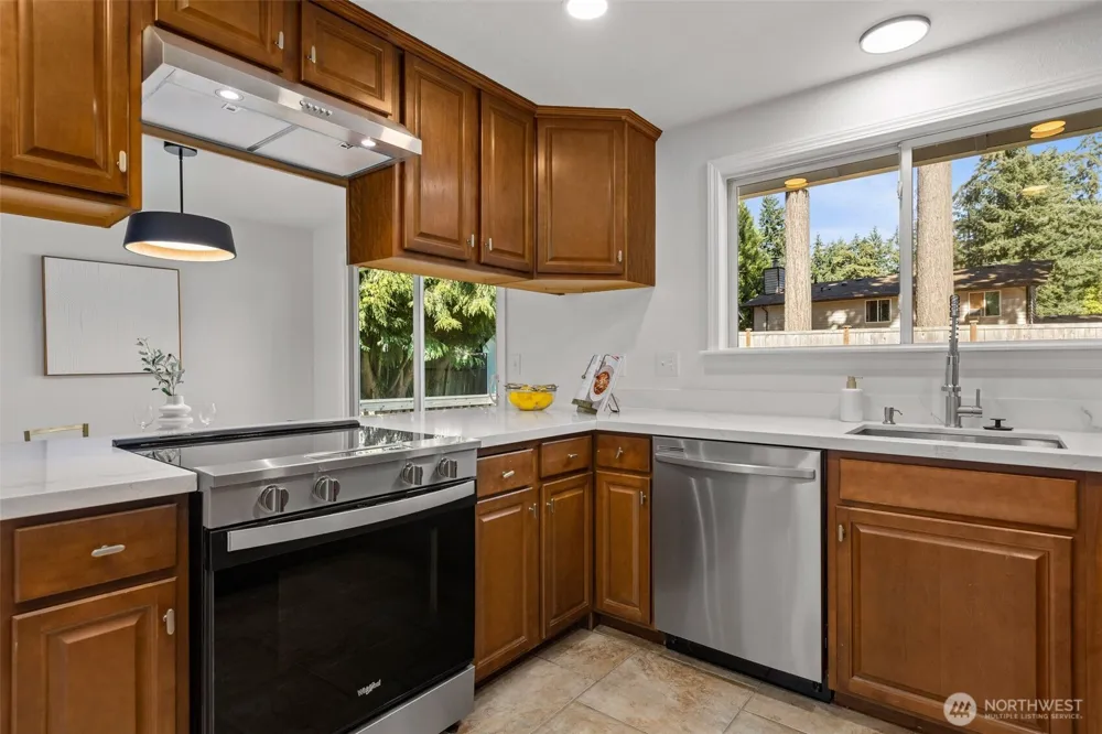 33614 35th Avenue SW Federal Way, WA 98023