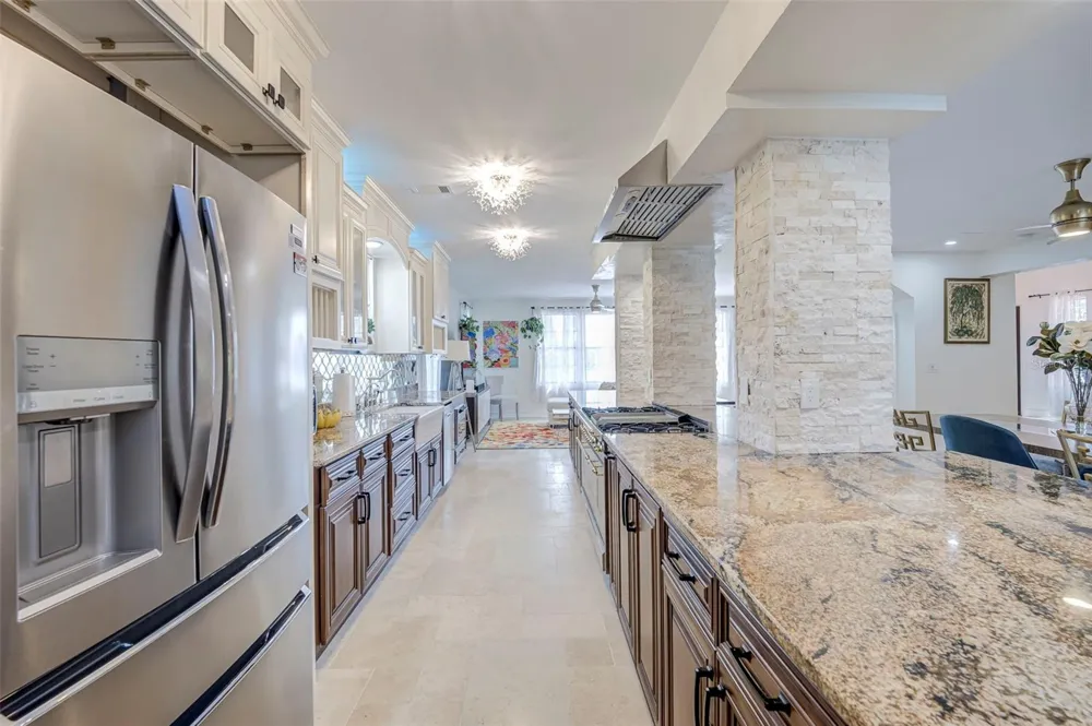 2491 PALM TREE DRIVE Punta Gorda, FL 33950