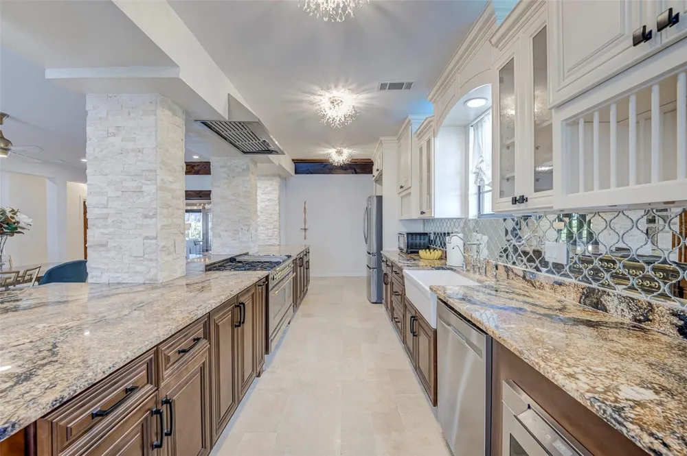 2491 PALM TREE DRIVE Punta Gorda, FL 33950