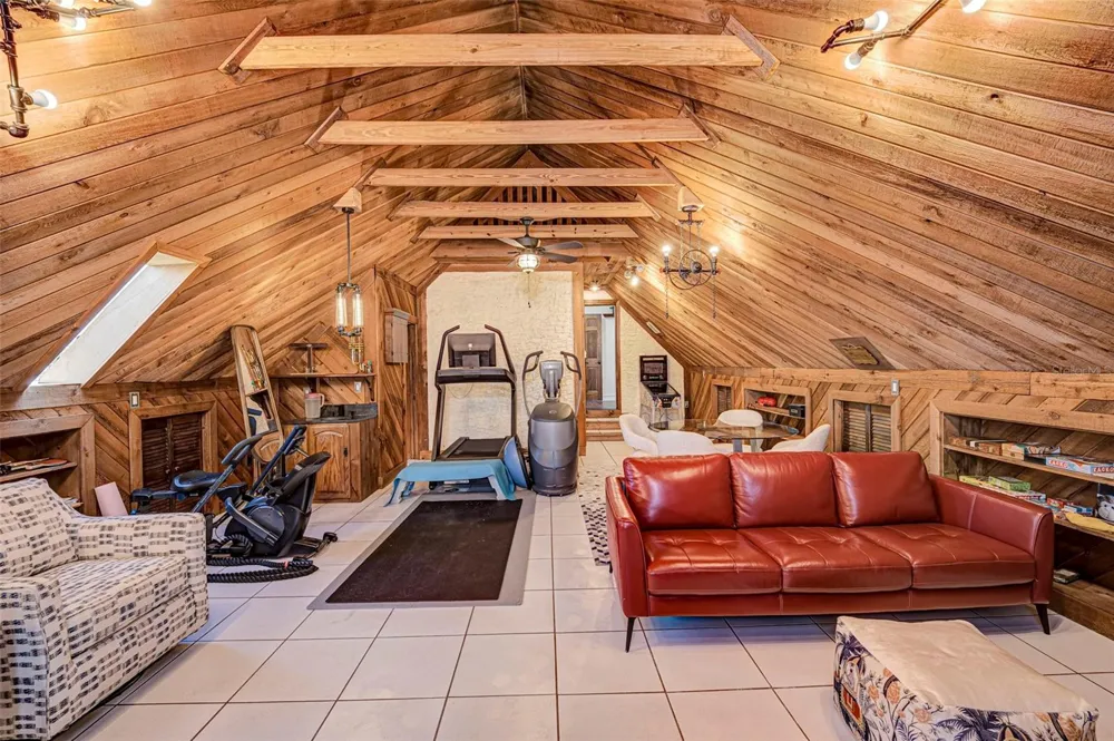 2491 PALM TREE DRIVE Punta Gorda, FL 33950