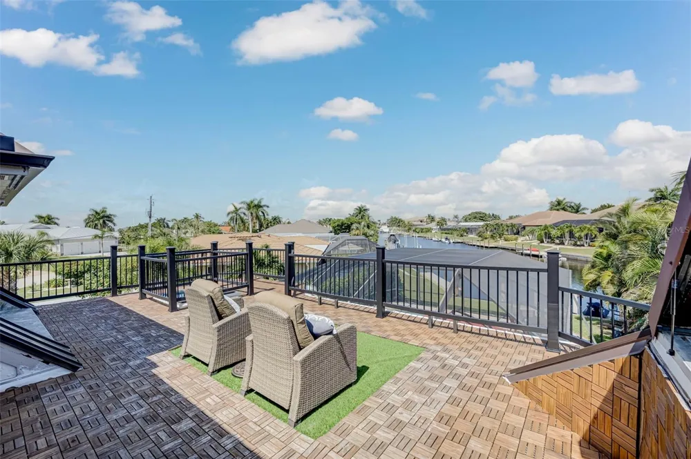 2491 PALM TREE DRIVE Punta Gorda, FL 33950