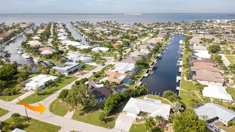 2491 PALM TREE DRIVE Punta Gorda, FL 33950