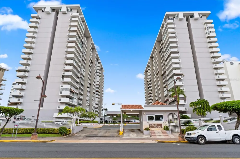 5859 AVE. ISLA VERDE CAROLINA Carolina, PR 00979