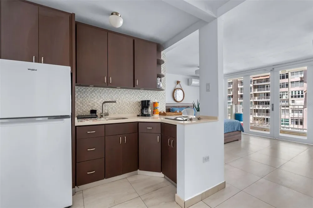 5859 AVE. ISLA VERDE CAROLINA Carolina, PR 00979