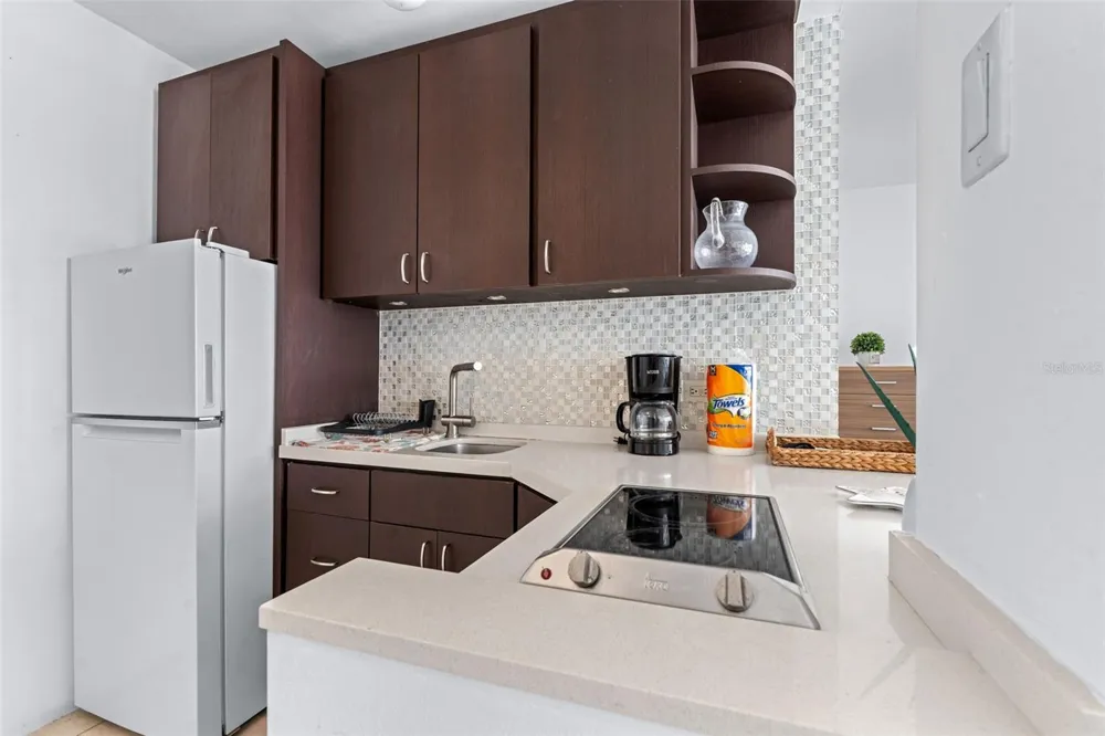 5859 AVE. ISLA VERDE CAROLINA Carolina, PR 00979