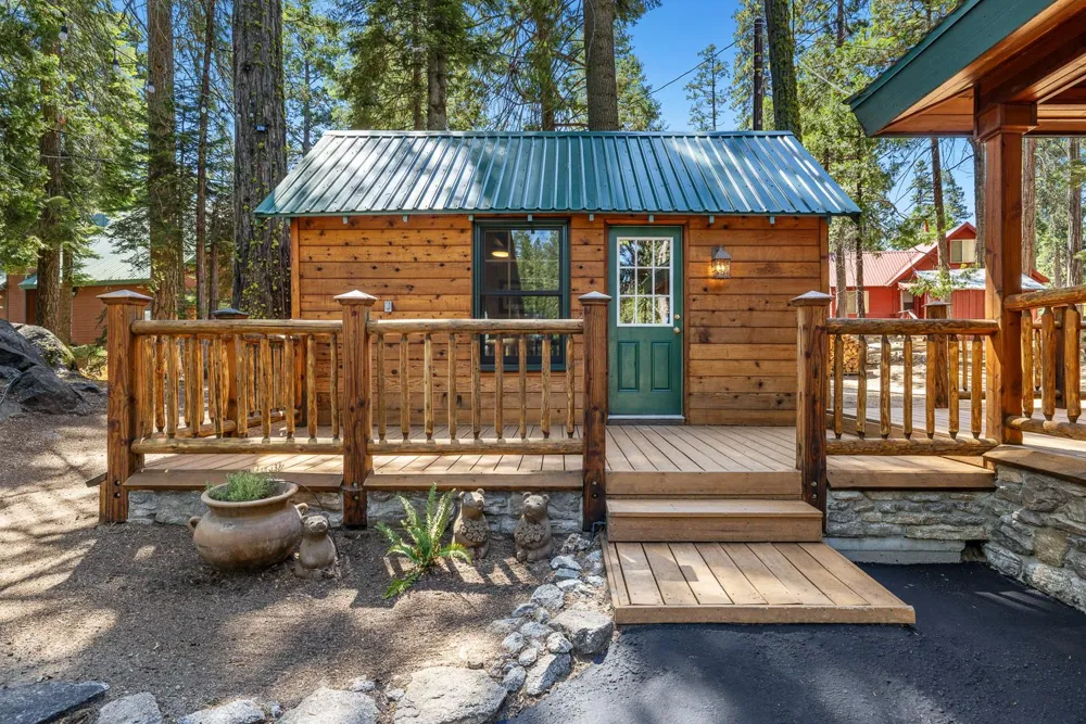 41836 Knobcone Lane Shaver Lake, CA 93664