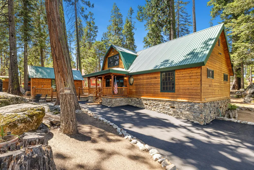 41836 Knobcone Lane Shaver Lake, CA 93664