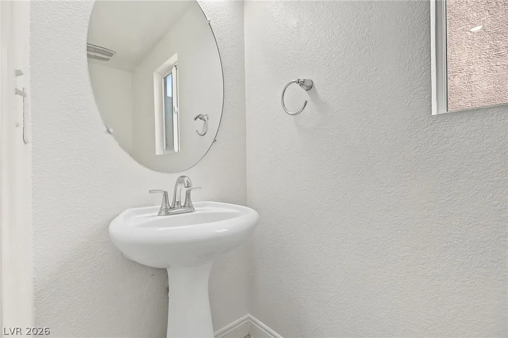 8470 Summers Ranch Court Las Vegas, NV 89139