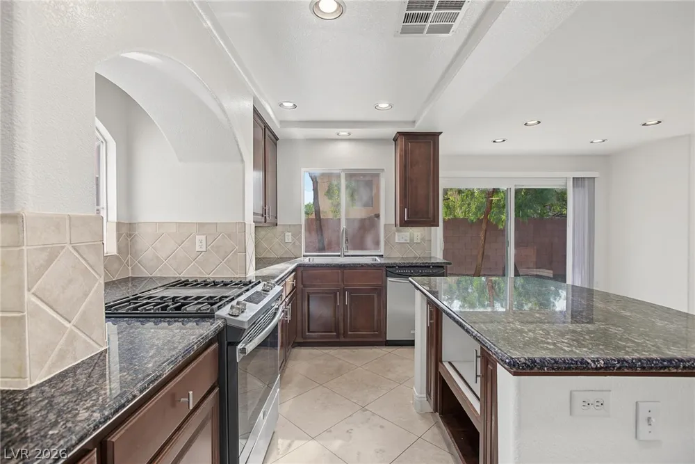 8470 Summers Ranch Court Las Vegas, NV 89139