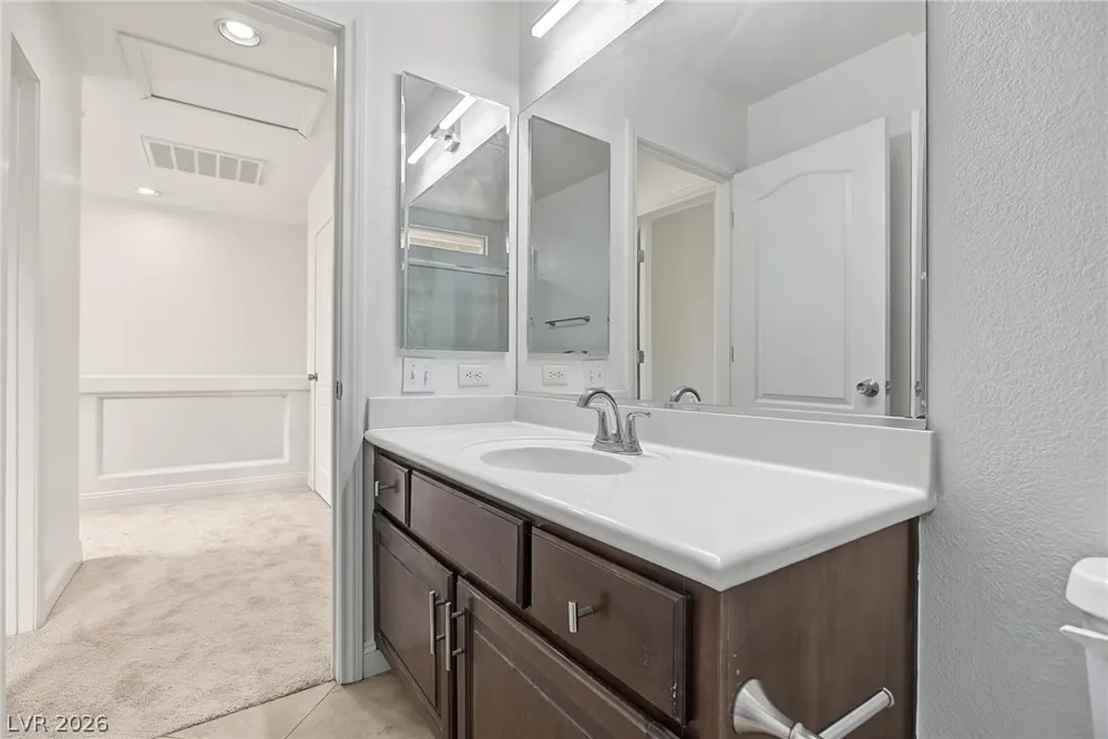 8470 Summers Ranch Court Las Vegas, NV 89139