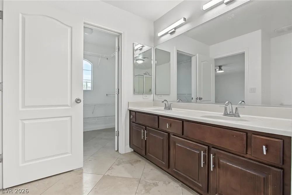 8470 Summers Ranch Court Las Vegas, NV 89139