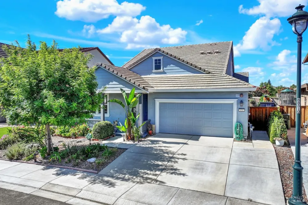 426 Crimson Circle Vacaville, CA 95687