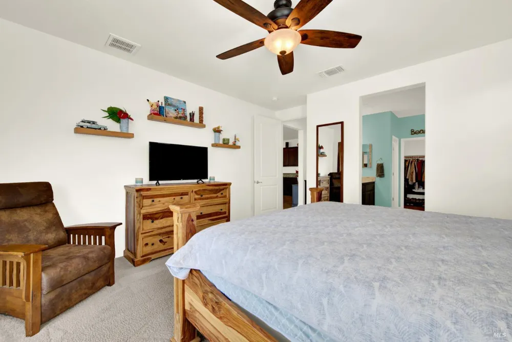 426 Crimson Circle Vacaville, CA 95687