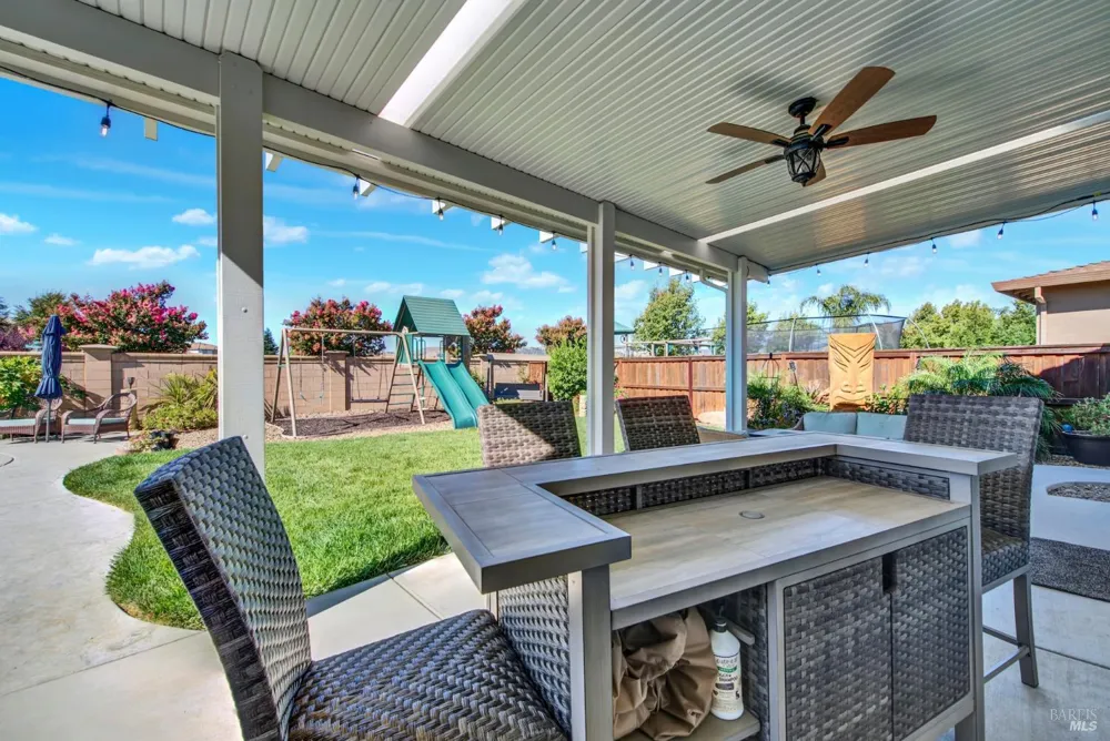 426 Crimson Circle Vacaville, CA 95687