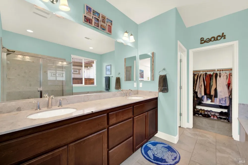 426 Crimson Circle Vacaville, CA 95687