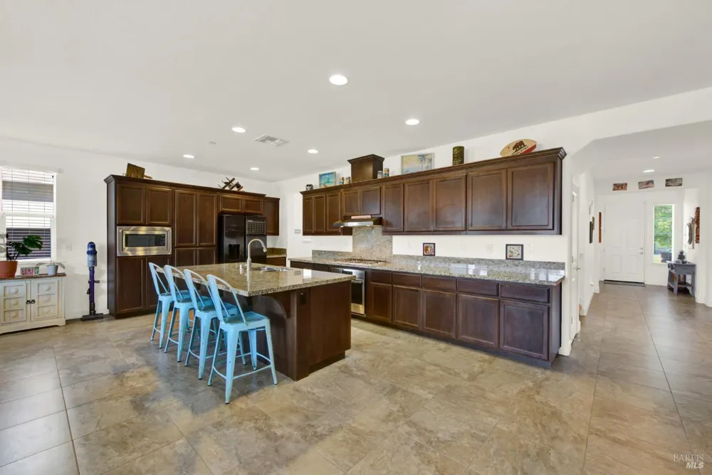 426 Crimson Circle Vacaville, CA 95687