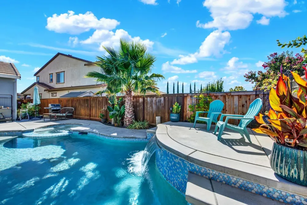 426 Crimson Circle Vacaville, CA 95687