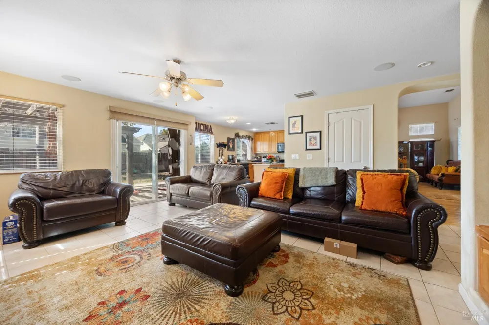 1710 Altus Lane Suisun City, CA 94585