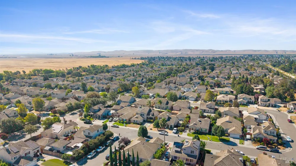 1710 Altus Lane Suisun City, CA 94585