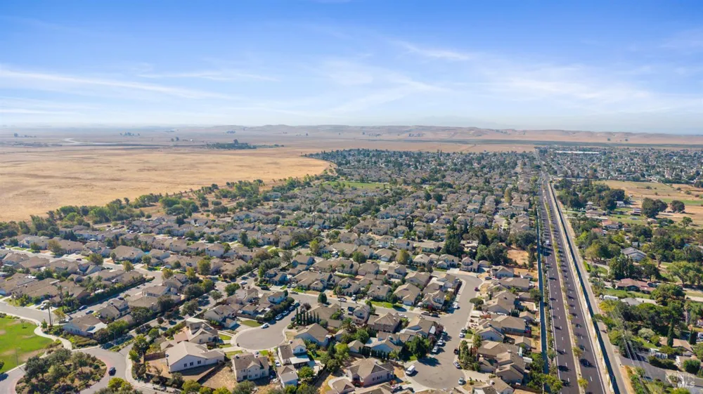 1710 Altus Lane Suisun City, CA 94585