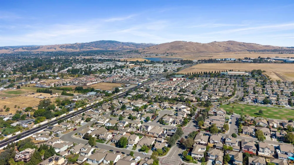 1710 Altus Lane Suisun City, CA 94585