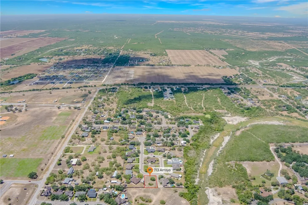 713 Arroyo Drive Kingsville, TX 78363