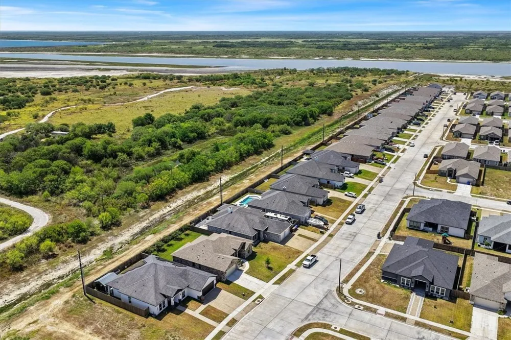 7910 Krypton Drive Corpus Christi, TX 78414
