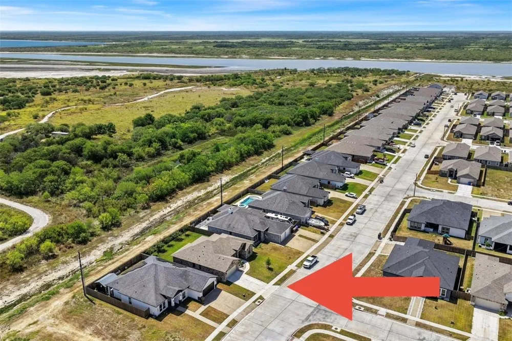 7910 Krypton Drive Corpus Christi, TX 78414