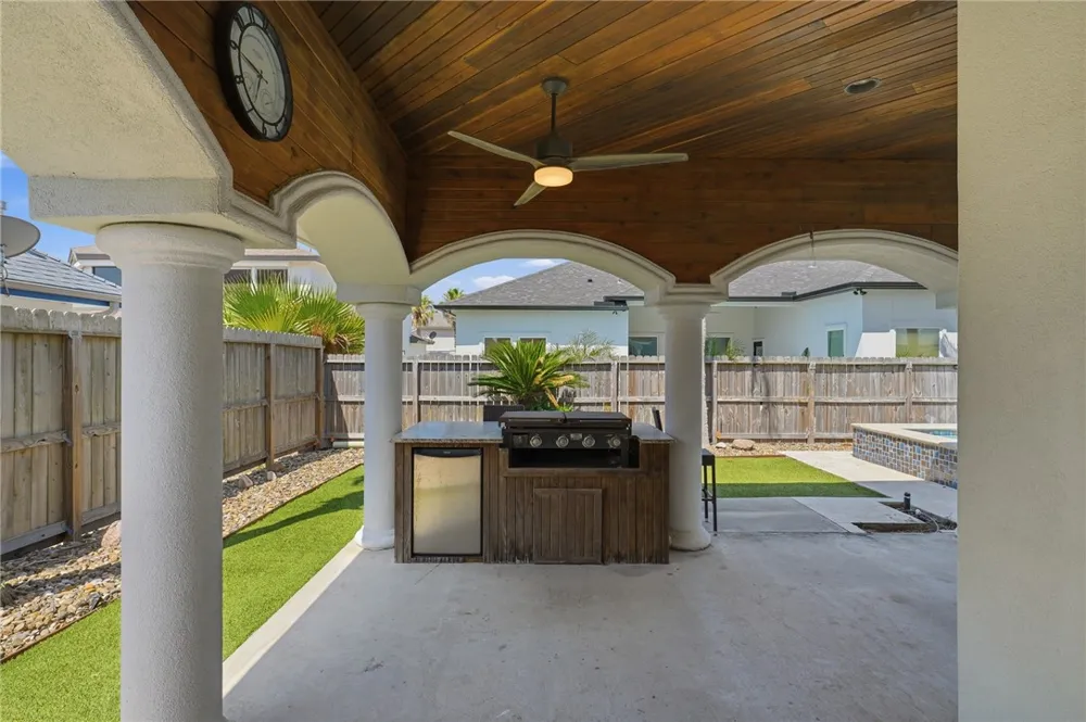 15285 Cartagena Court Corpus Christi, TX 78418