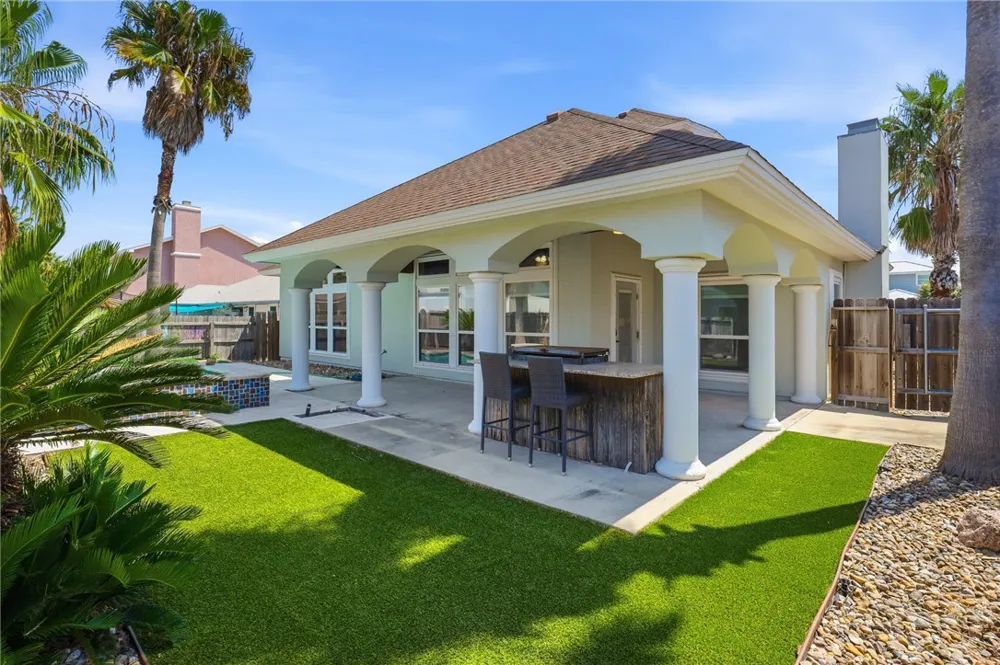 15285 Cartagena Court Corpus Christi, TX 78418