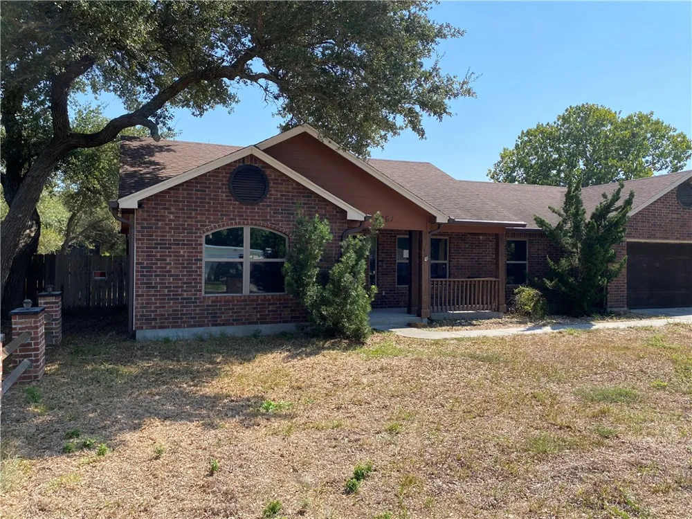 2261 Baywood Ingleside, TX 78362